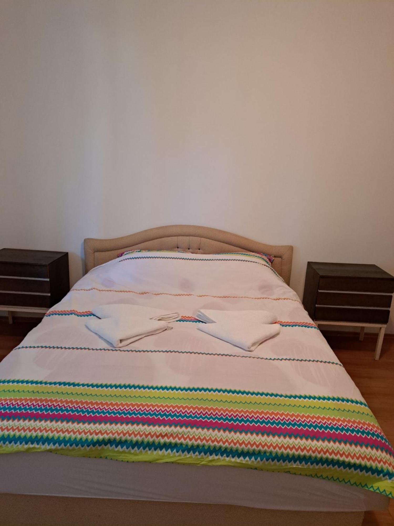 Apartman Aya Rejana Сараево Экстерьер фото